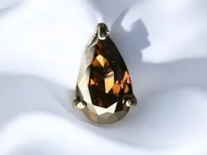 Titanium Pear Gem - Neometal