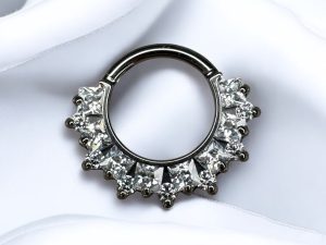 Shelly White CZ Clicker -Tremun