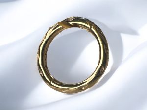 14K Gold Textured Clicker