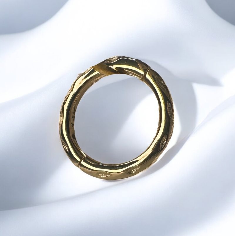 14K Gold Textured Clicker