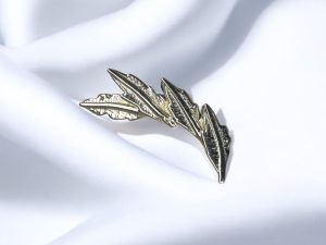 Laurel Pin - Tawapa