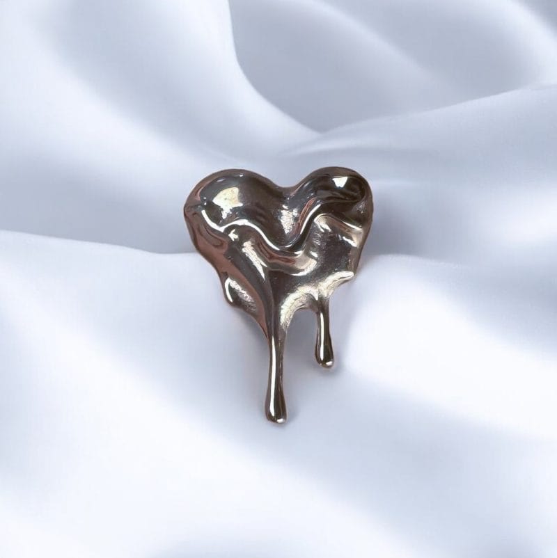 Melted Heart - Implant Grade