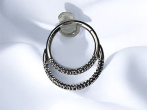 Hammered Double Hoop Clicker - Invictus