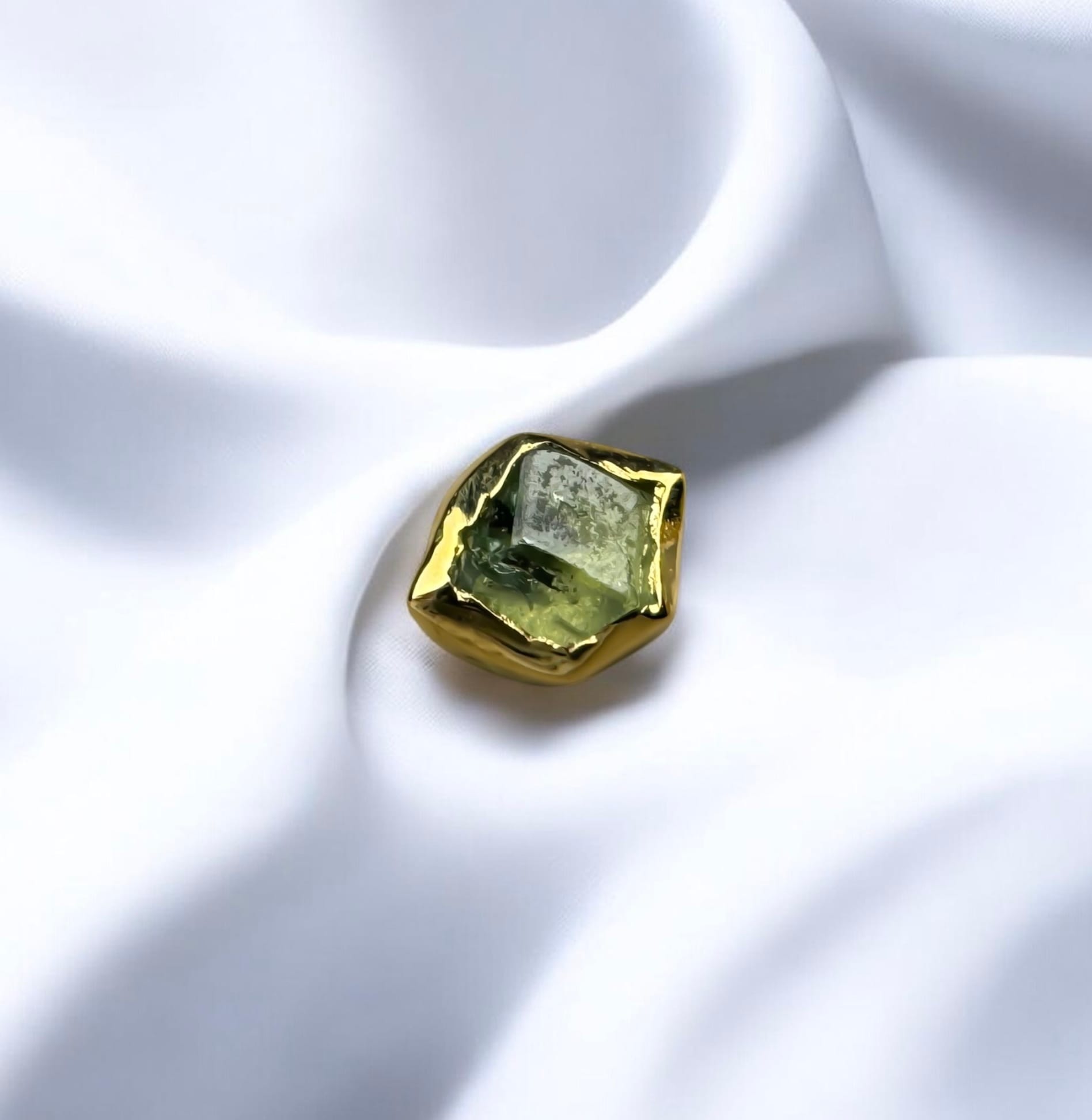 Raw Green Garnet 18K - NAGA