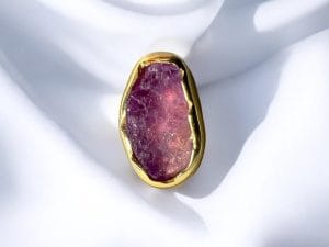 Raw Hackmanite 18K - NAGA
