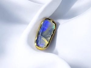 Raw Moonstone 18K - NAGA
